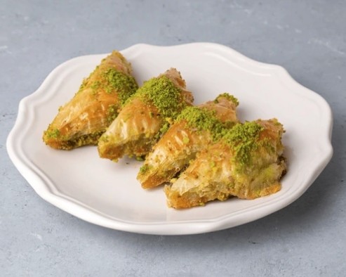 Geleneksel 750 Gr Fıstıklı Şöbiyet Tatlısı